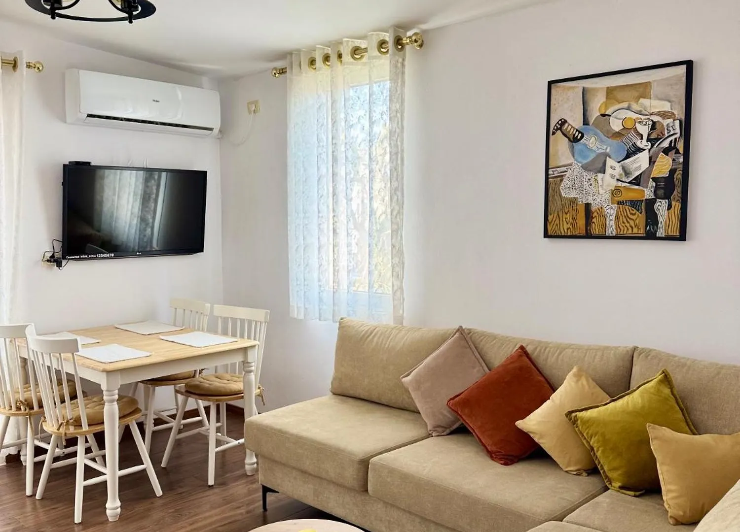 Lake Park Studio Apartment Tirana